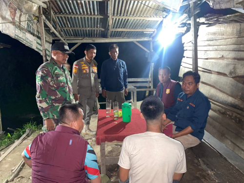 Satpol-PP Kampar Tertibkan Lapak Tuak Beroperasi di Salo Timur
