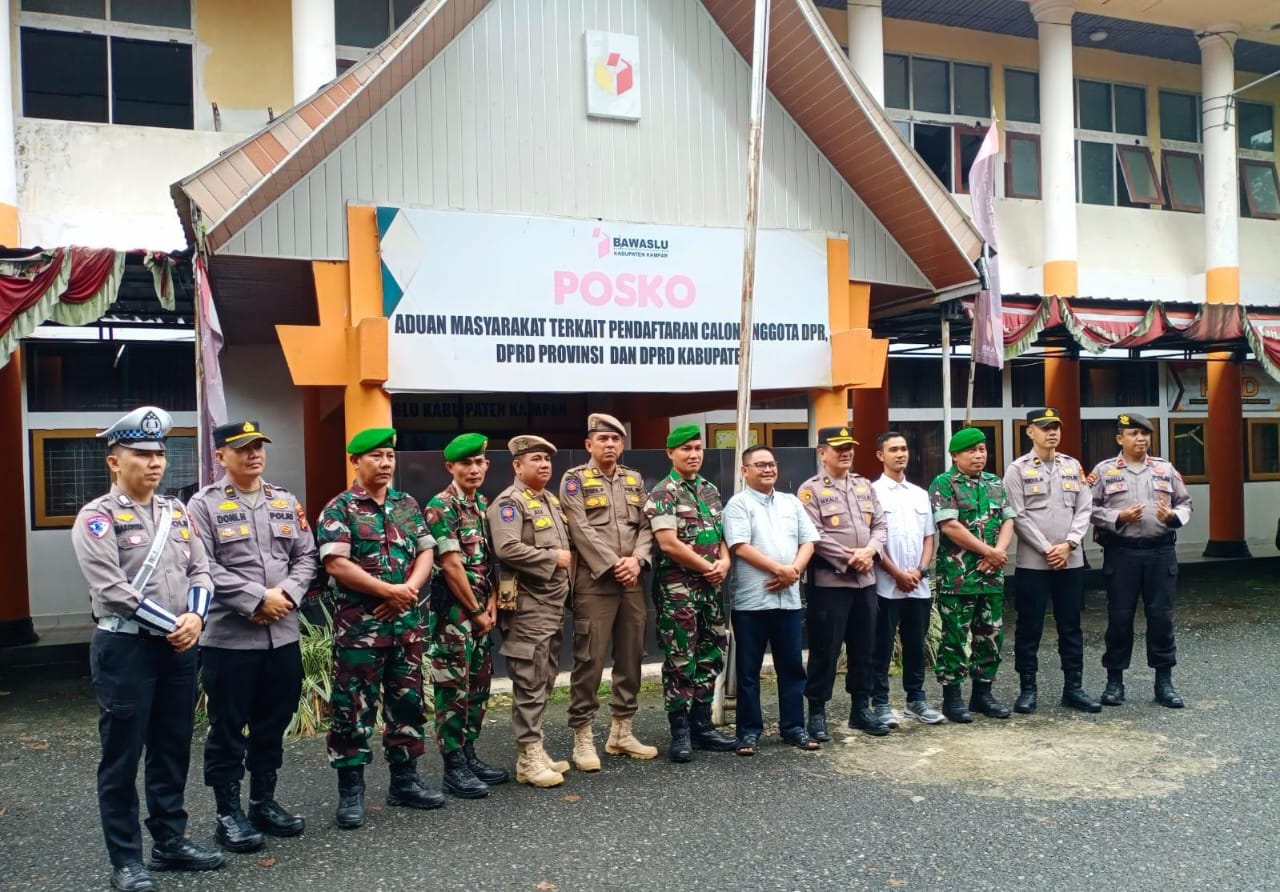 Pengamanan Satpol-PP Kampar Bersama TNI-POLRI Jelang Pelantikan Bupati Kampar