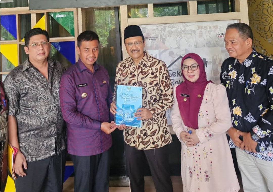 Pemkab Kampar Usulkan Pembangunan Sekolah Rakyat ke Kemensos RI