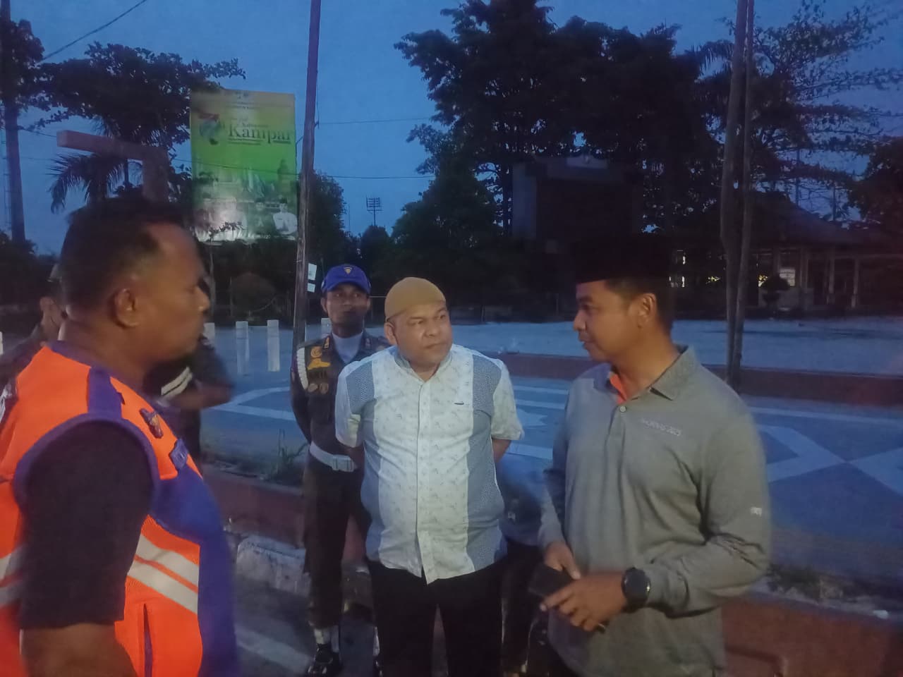 Plt Kasatpol-PP Kampar Dampingi Bupati Turun Langsung Tertibkan Balap Liar di Bangkinang