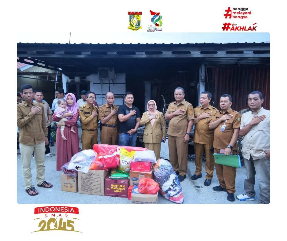 Wakil Bupati Kampar Misharti Turun Langsung Tinjau Korban Kebakaran di Desa Kualu