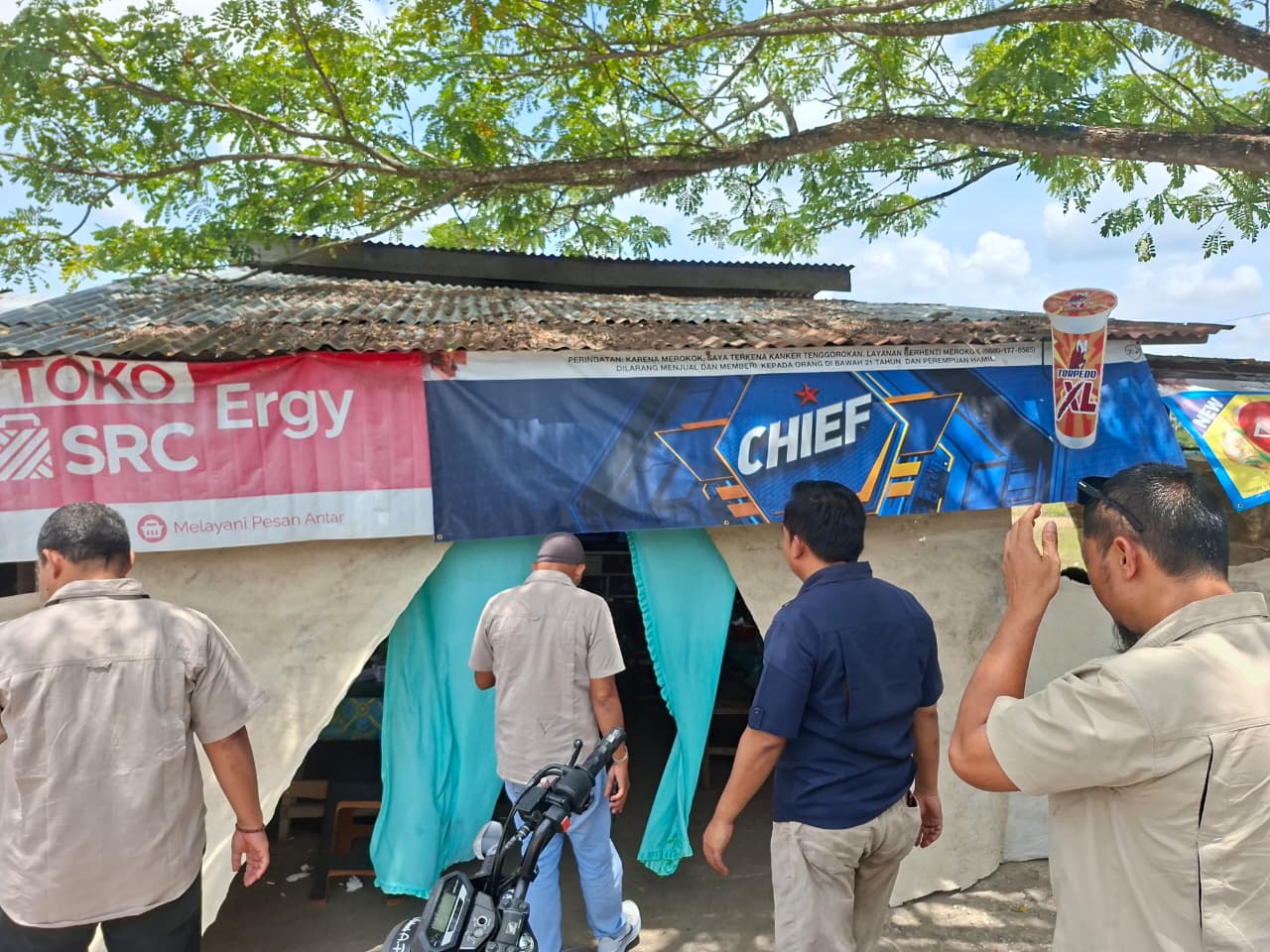 Satpol PP Kampar Tertibkan Warung Makan yang Buka Siang Hari Selama Ramadan